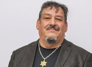 Cayó un pastor evangélico: lo acusan de abusar de adolescentes de su congregación