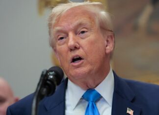 Trump ordenó el despliegue de submarinos nucleares