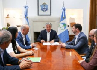 Neuquén lleva la delantera: acuerdo con la ONU para digitalizar todas las escuelas