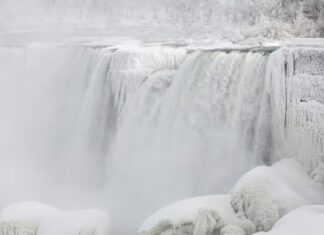 Estados Unidos bajo el hielo: 35 víctimas fatales por la tormenta Fern