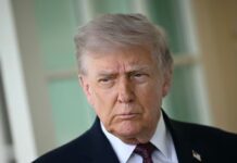 Trump extiende la tregua con Irán pero sostiene el bloqueo marítimo