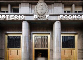 El Estado usará fondos públicos para financiarse vía decreto