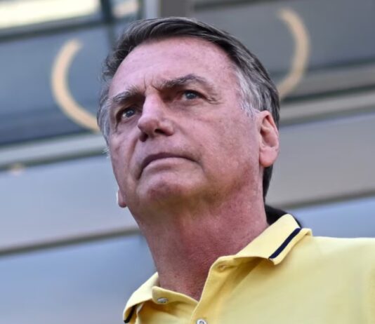 Bolsonaro, al borde de la cárcel: dos jueces ya votaron por su condena