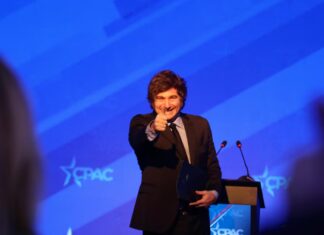 Milei envió un mensaje en clave electoral: “Cualquier opción moderada es funcional al sistema decadente”