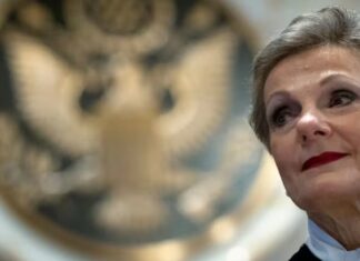 Fondo buitre reclama acciones de Aerolíneas y Banco Nación para cobrar US$95 millones