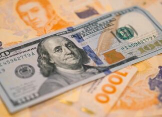 Tras el triunfo de LLA, el dólar baja y las acciones argentinas suben