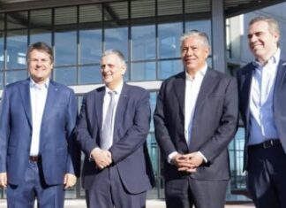 Reconocimiento a YPF: Neuquén entregó su llave al CEO Horacio Marín