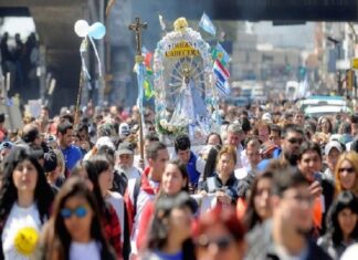 Comenzó una nueva peregrinación a Luján: miles de fieles marchan hacia la Virgen Patrona de la Argentina