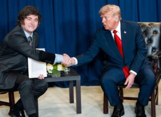 Senadores opositores a Trump exigieron suspender la ayuda financiera a la Argentina