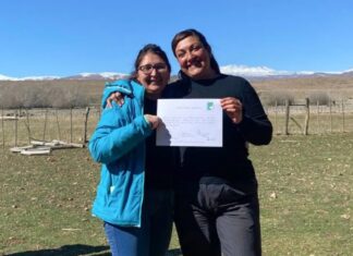 Dos mujeres reactivaron la producción lanera en el norte neuquino