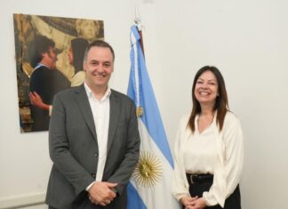 El debut de Adorni: menos vocería, más control político en la Casa Rosada