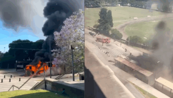 colectivo prendido fuego