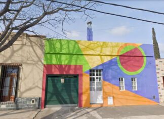 Un profesor anti Milei insultó a sus alumnos y fue suspendido