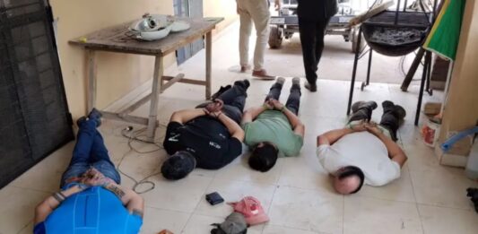 Policías usaban presos como obreros en la obra de la casa de un jefe