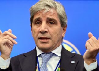 Caputo confirmó que los bancos ofrecieron hasta US$7000 millones