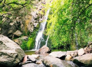 Murió ahogado luego de meterse al agua en un paseo turístico