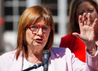 Bullrich celebra la reforma laboral y avisa a los delegados: “El resto, a laburar”