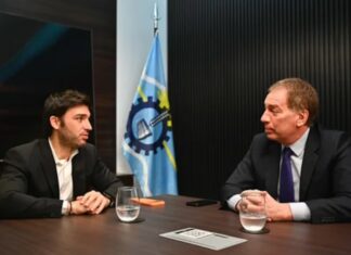 Santilli abrió en Chubut la negociación con gobernadores por las reformas