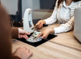 Los depósitos en dólares explotan y esto pagan hoy los plazos fijos