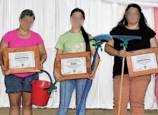 Misiones: por el Día de la Mujer regalaron escobas y baldes
