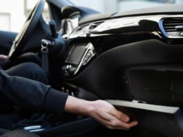 Por qué recomiendan colocar un ajo en el auto y qué significado tiene