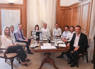 Tras una semana de tensión, Adorni convoca a la mesa política para ordenar la agenda del Gobierno