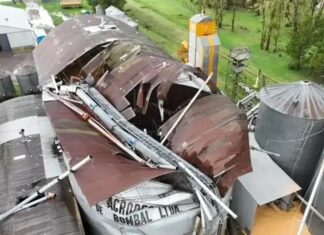 Temporal extremo en Santa Fe: un tornado arrasó Bombal y generó graves daños