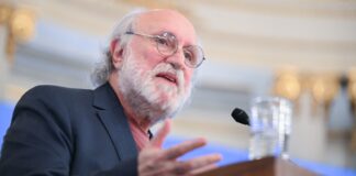 Daniel Grinbank recibió la distinción como Personalidad Destacada de la Cultura