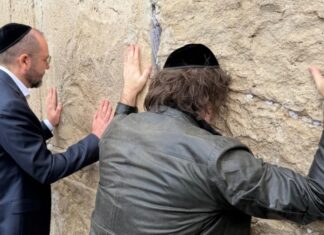 Milei llegó a Israel y abrió su agenda con un gesto simbólico en Jerusalén