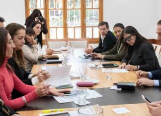 Neuquén abrió una mesa de trabajo con ATEN para revisar acuerdos y reclamos