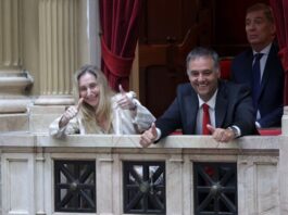 En la Casa Rosada admiten que la continuidad de Adorni está cada vez más comprometida