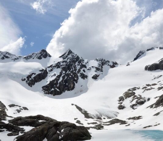 Tierra del Fuego: murieron un guía y una turista durante una travesía en alta montaña