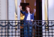 CFK volvió a la carga contra las condiciones de su arresto domiciliario