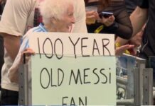 La fan de Messi de casi 100 años que se hizo viral en Argentina-Austria