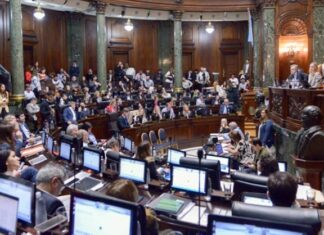 La Legislatura porteña debate la línea F de subte, cambios en la VTV y la ley antitrapitos