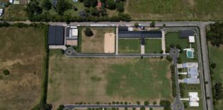 La Justicia ordenó que la causa por la mansión de USD 17 millones vinculada a la AFA vuelva a Buenos Aires