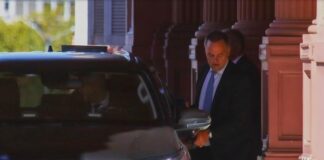 Casa Rosada ratificó que Manuel Adorni conserva la custodia oficial