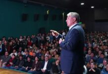 Figueroa llamó a convertir los recursos de Vaca Muerta en desarrollo para Neuquén