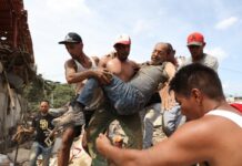 Venezuela elevó a 920 los muertos por los terremotos y aún hay 170 personas atrapadas