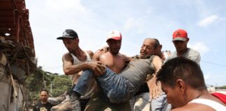 Venezuela elevó a 920 los muertos por los terremotos y aún hay 170 personas atrapadas