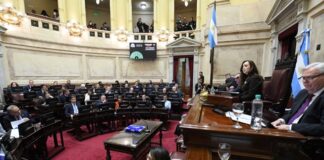 El oficialismo gana tiempo para sostener a Adorni y apuesta a la agenda de Milei