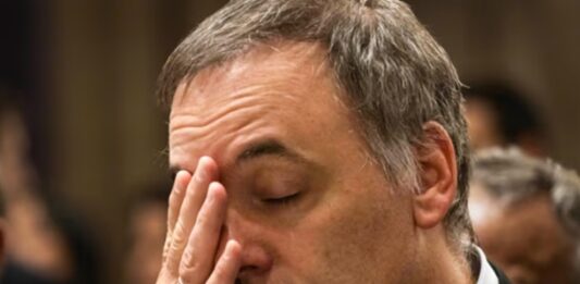 La Justicia detectó inconsistencias en el patrimonio de Adorni y deberá dar explicaciones ante el fiscal