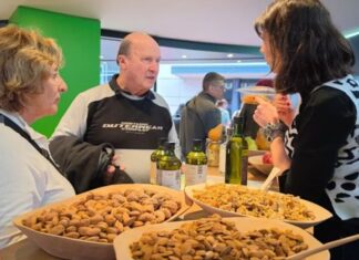 Neuquén renueva su agenda en la Expo Rural de Palermo con turismo, producción y artesanías