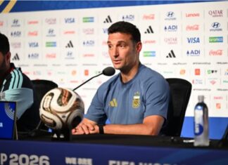 Scaloni, quebrado tras la clasificación: «Estoy sin palabras, esta gente nos lleva a ganar»