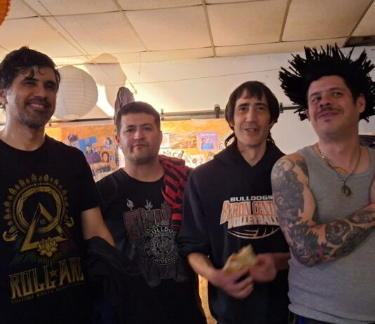 «Bancate Este Defecto» vuelve a tocar en General Roca: casi 30 años después, el punk local sigue de pie