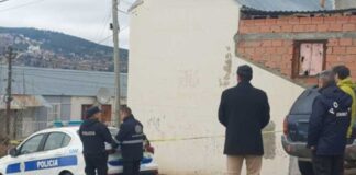 Esquel: una mujer fue arrestada acusada de asesinar a su pareja con un cuchillo