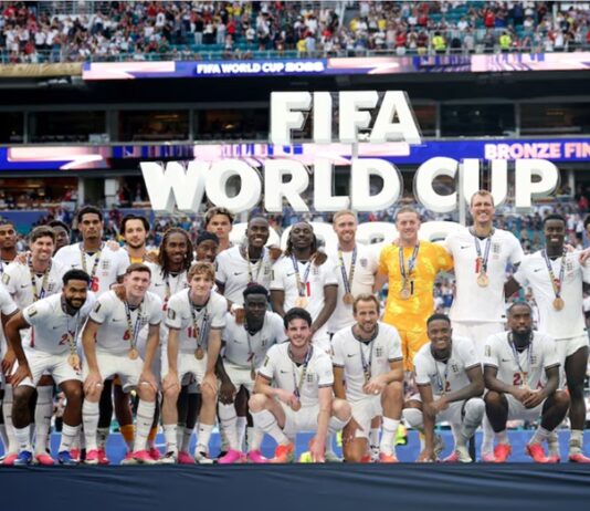Inglaterra goleó a Francia y terminó tercera en el Mundial 2026