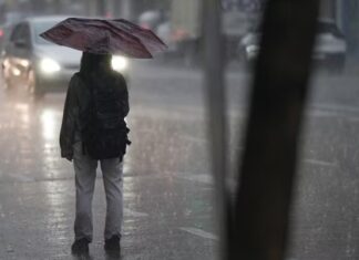 Emitieron una alerta naranja para más de 10 provincias por tormentas fuertes, caída de granizo y vientos