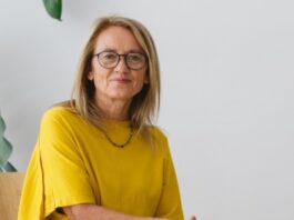 Ángeles Wolder regresa a la Argentina con dos encuentros sobre percepción, cuerpo y emociones