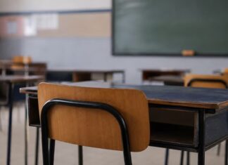 Un nene de 6 años murió tras ser golpeado por su maestra